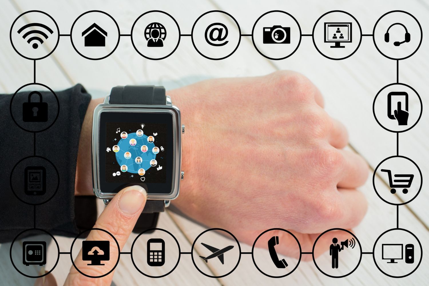 smartwatch-with-many-applications.jpg
